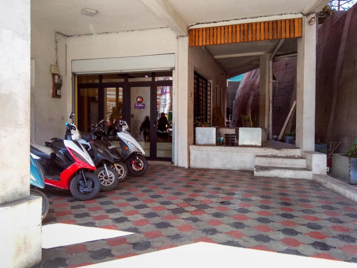 Valiha Hotel อันตานานารีโว ภายนอก รูปภาพ