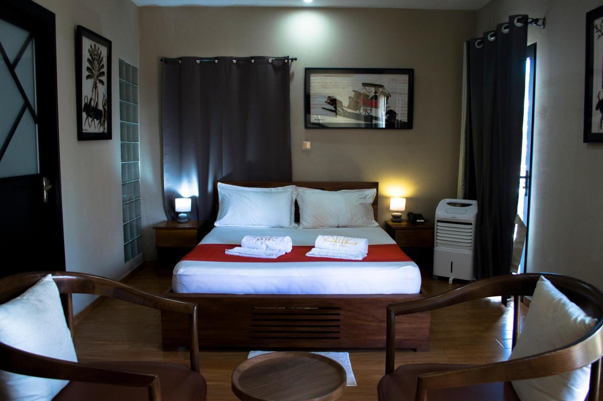 Valiha Hotel อันตานานารีโว ภายนอก รูปภาพ